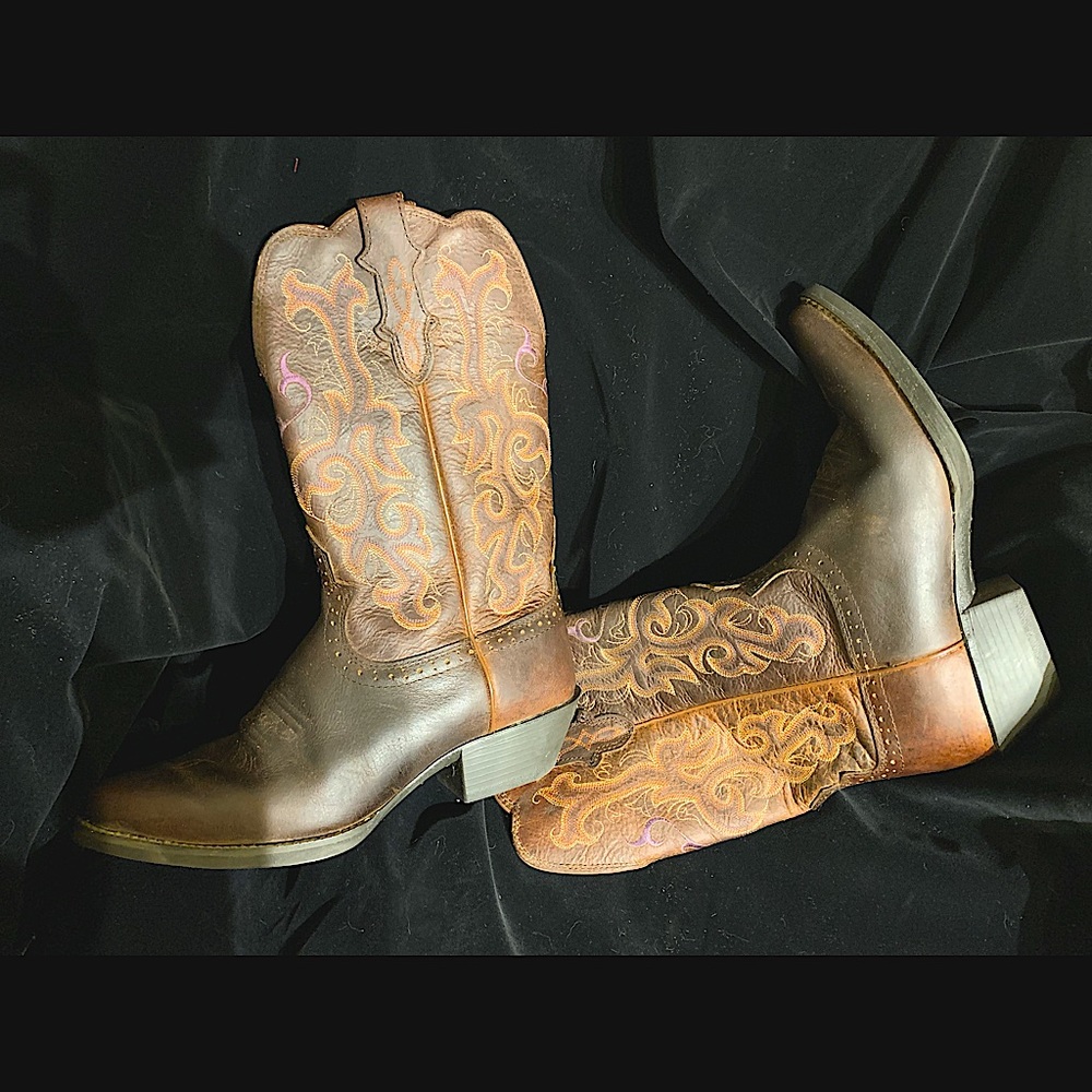 Justin Boots Women’s Stampede Western Boot in “Chocolate Puma Cow” - 8W